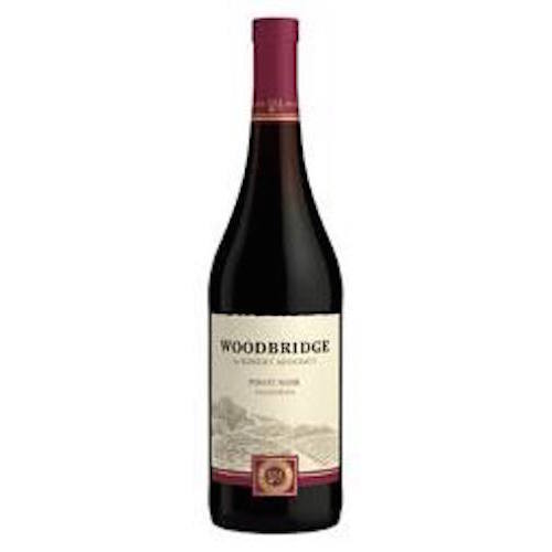 Zoom to enlarge the Woodbridge Pinot Noir