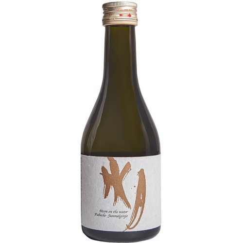 Zoom to enlarge the Fukucho “moon On The Water” Junmai Ginjo Sake