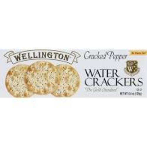 Zoom to enlarge the Wellington Cracked Pepper Water Crackers