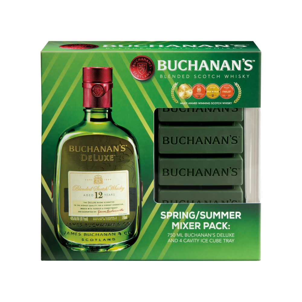 Zoom to enlarge the Buchanan’s 12yr Scotch • with Ice Mold