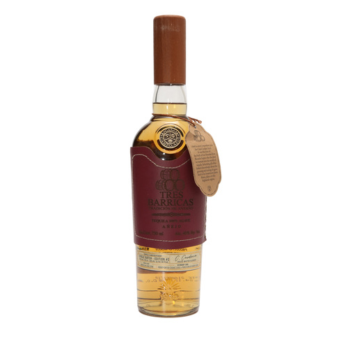 Tres Barricas Tequila • Anejo