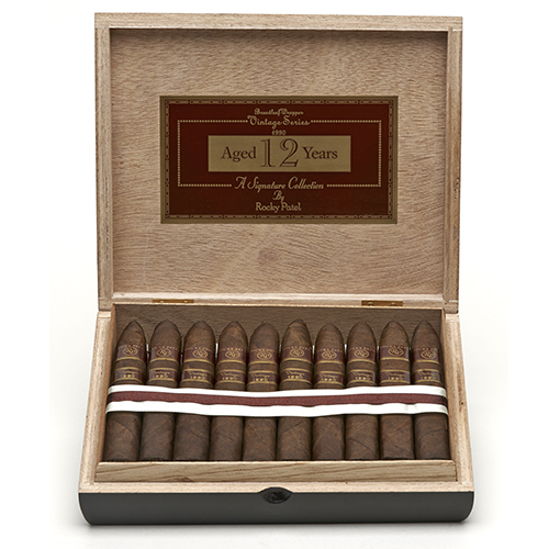 Zoom to enlarge the Cigar Rocky Patel 1990 Vintage Aged 12yr Torpedo Box Of Twenty